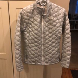 Women’s Thermoball silver jacket